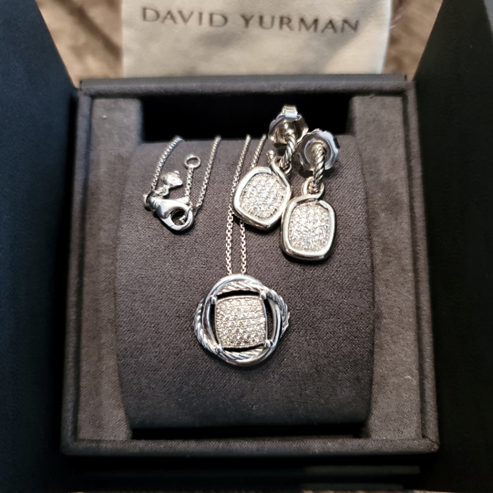 David Yurman Infinity Crossover Pave Diamond pendant and drop earrings